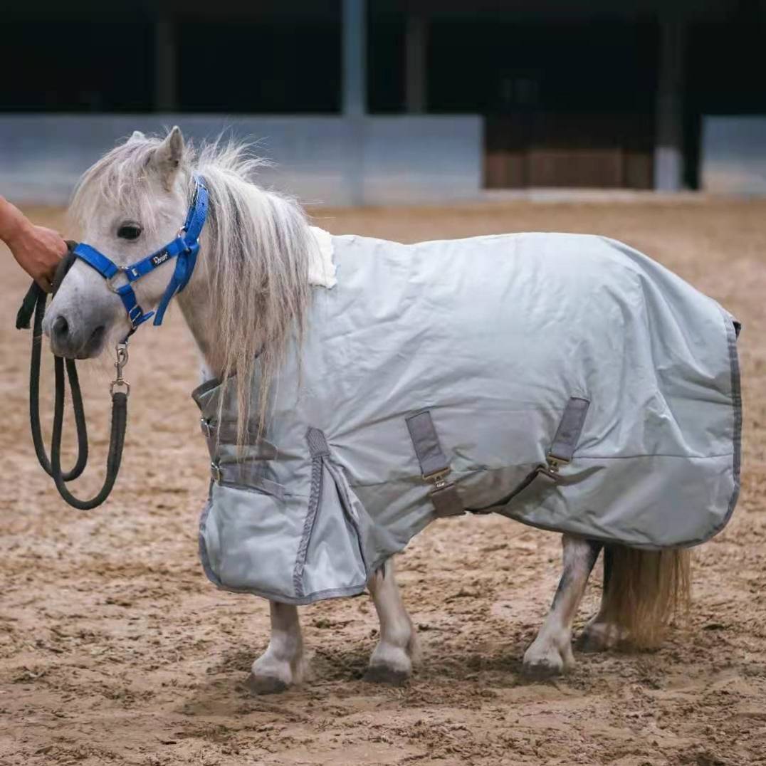 K80 - Short Horse - Grey 95 cm long back